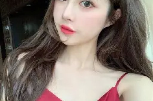 优思益塌房始末：明星集体道歉背后假洋牌与代工厂的真相